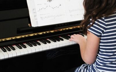 5 Benefits of Signing Your Child for Piano Lessons